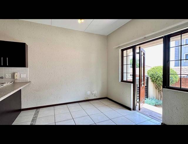 1 BEDROOM APARTMENT FOR SALE IN PAULSHOF